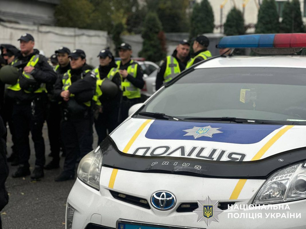 В Киеве и других городах увеличено количество патрулей после российского обстрела