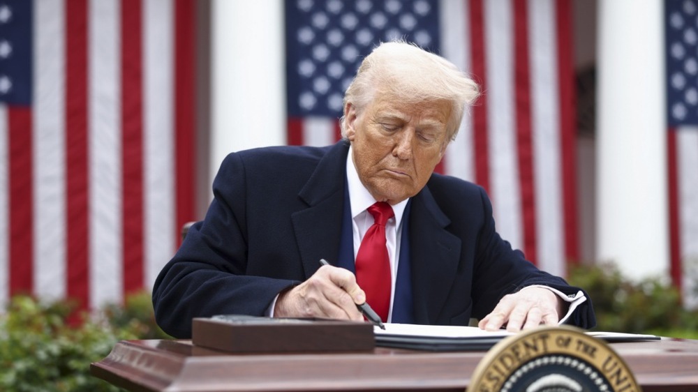 Трамп подписал закон о раскрытии