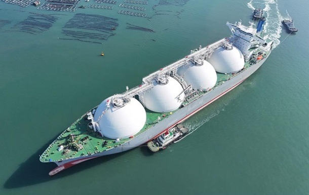 China is forming a “shadow fleet” for transporting Russian gas – media