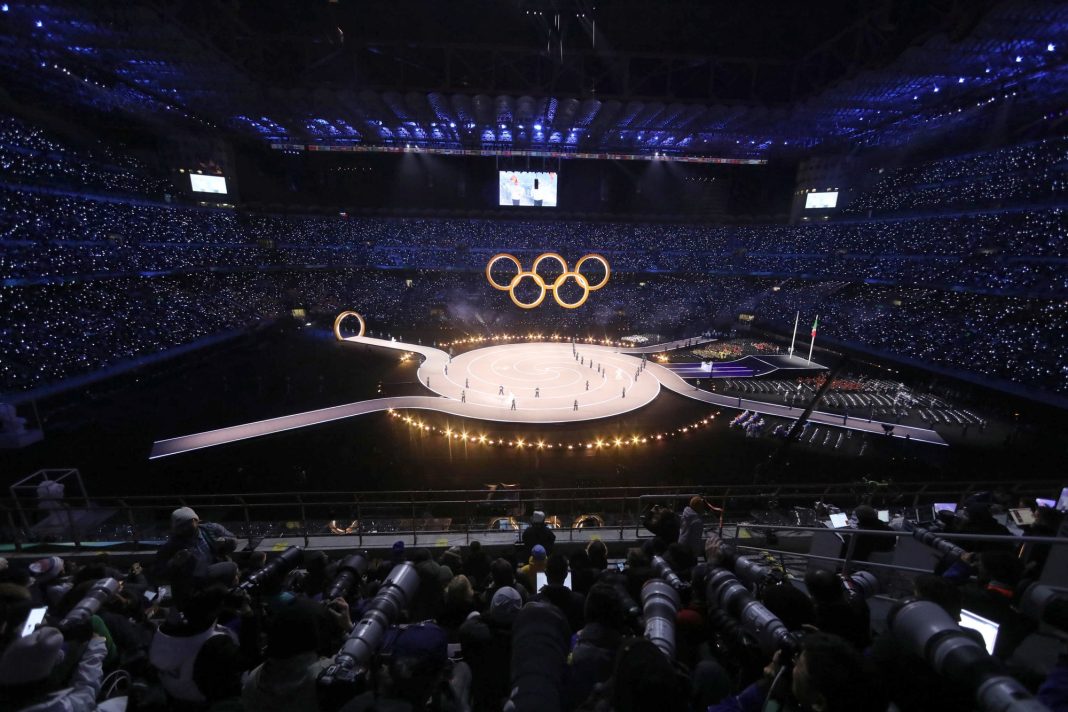 France will not boycott the Paralympic opening ceremony despite the participation of Russians and Belarusians.