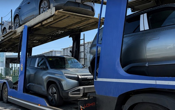 На кордоні з Румунією в Буковині припинили контрабанду електрокарів