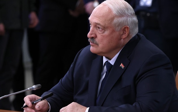 Атаки на нафтопереробні заводи: Лукашенко запевнив у підтримці Росії