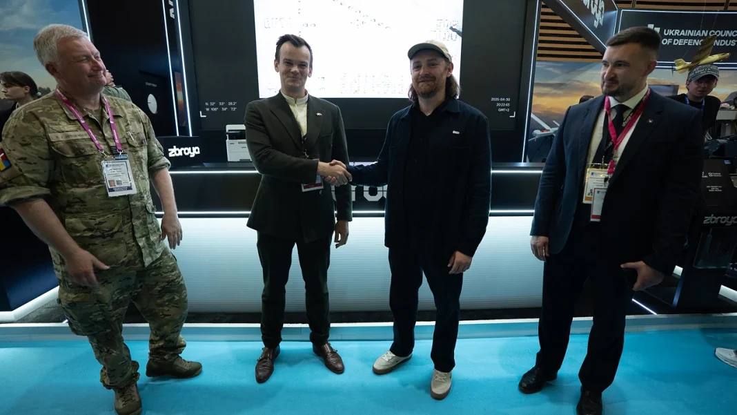 Frontline Robotics і Dropla розроблять мобільний бойовий роботокомплекс та співпрацюватимуть над системами штучного інтелекту