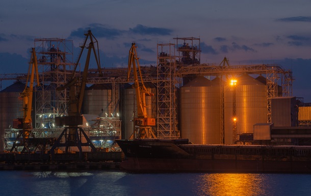 Due to Russian attacks, Ukraine has lost a third of its grain export capacity.