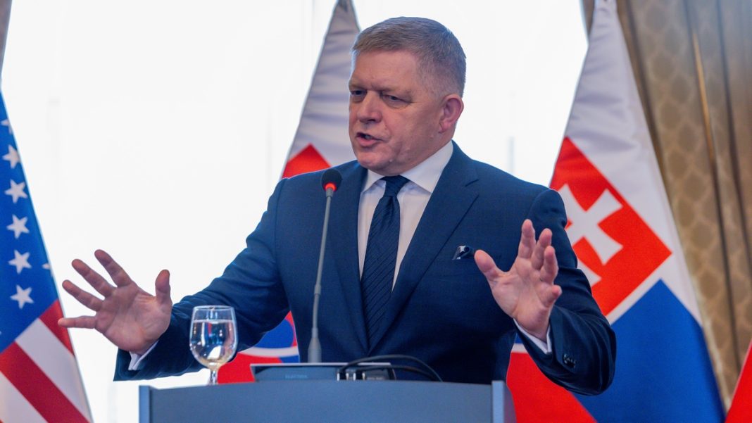 robert fico nato
